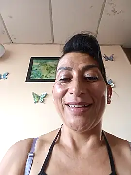 Lucia_Rios – live chatrum