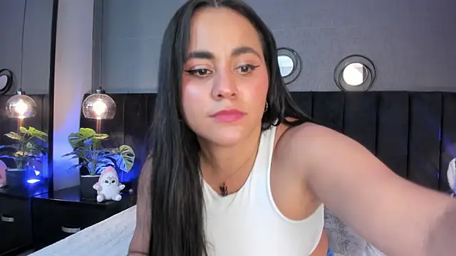 alejandra__garcia 실시간 채팅방