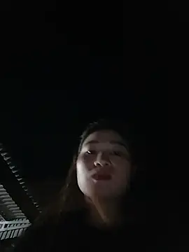 Lilinn_ – live chatrum