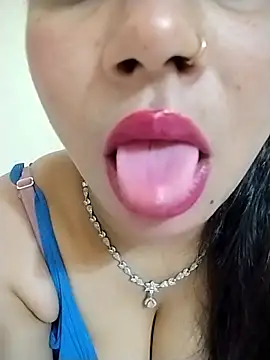 Bhoomi-Sharma live-chat rom