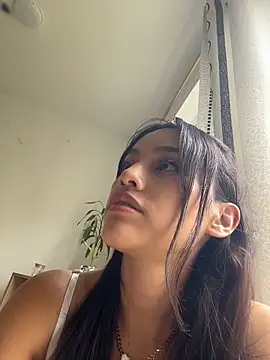 Mia-villalobos чат на живо