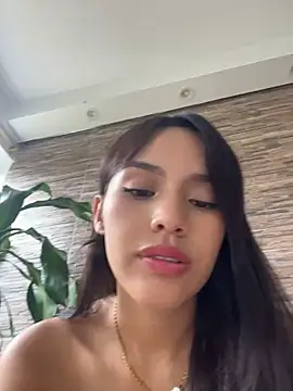Mia-villalobos Adlı Modelin Canlı Sohbet Odası