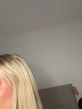 ห้องแชทสดของ Naughtyblondex