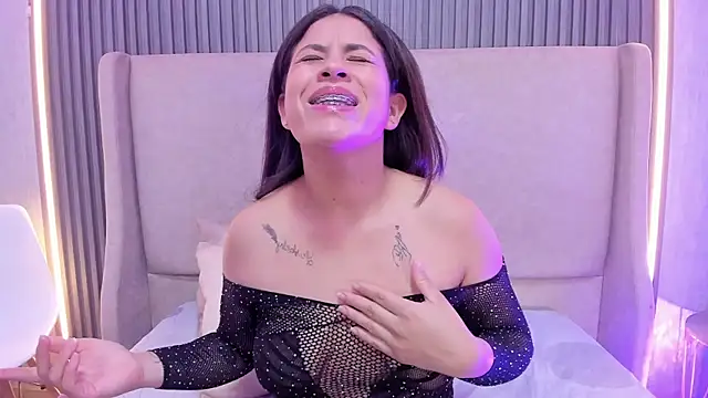 Sala de chat en directo de LucyClem