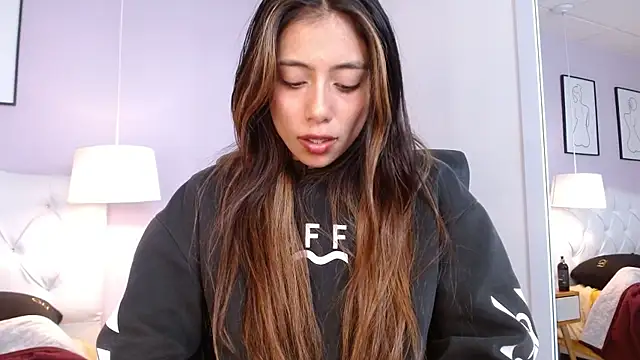 Sala de chat en directo de Cataleyaa23