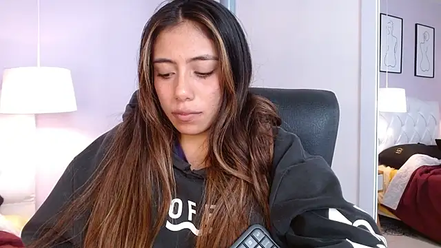 Cataleyaa23 Live Chatraum