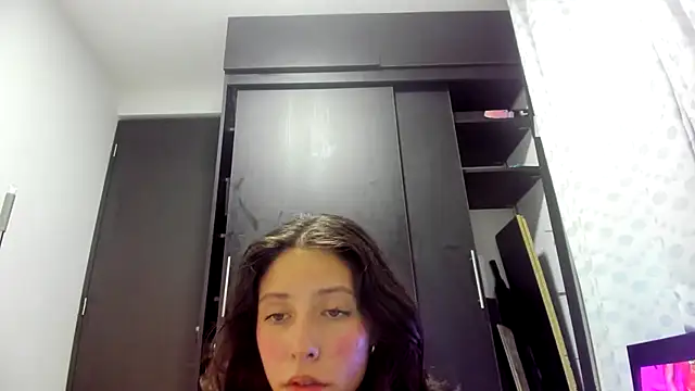Phòng Chat Trực Tiếp Miranda-cambell
