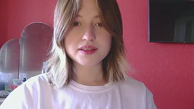 Beloved_Mary Adlı Modelin Canlı Sohbet Odası