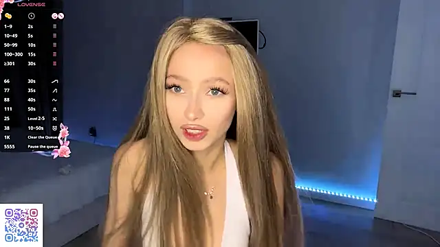ClonedAge Live chatroom