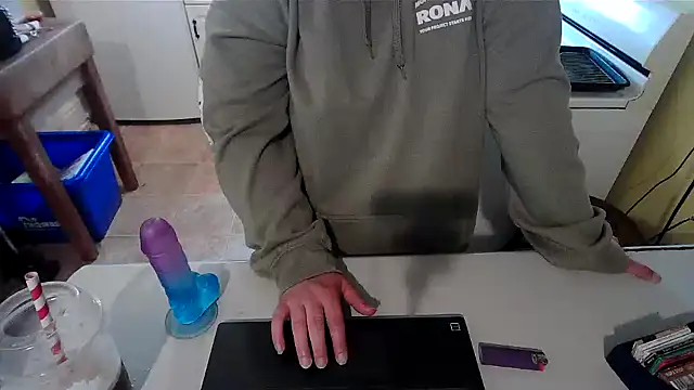 Živá chatovací místnost smalltowntrouble