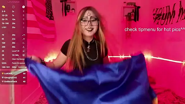 CucKuhta Adlı Modelin Canlı Sohbet Odası