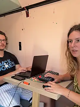 Pokój czatu na żywo – ancouple90s