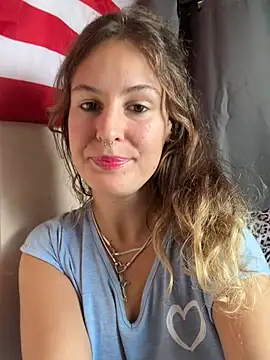 Chat soba uživo modela LillyFlowerson