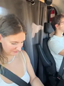 Chat soba uživo modela LillyFlowerson