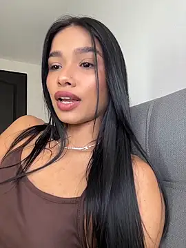 غرفة دردشة Bella_Smithe المباشرة