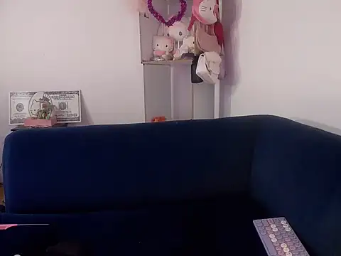 mady_short Adlı Modelin Canlı Sohbet Odası