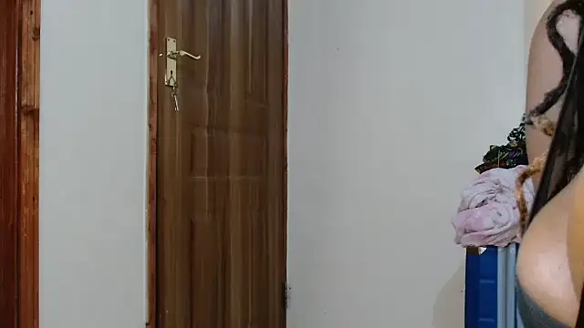 Heavenlycoochie_ Adlı Modelin Canlı Sohbet Odası