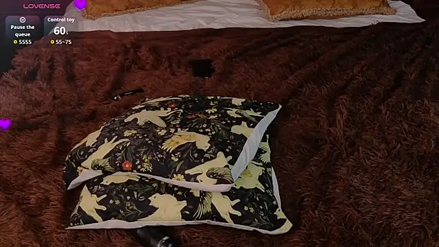Chat soba uživo modela LeahAllsop