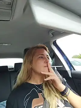 חדר צ'אט בשידור חי של MellanieBliss