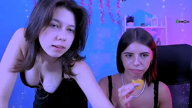 aria_wild_'s Live Chat Room