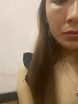 Mimi_pussy: онлайн-секс-чат