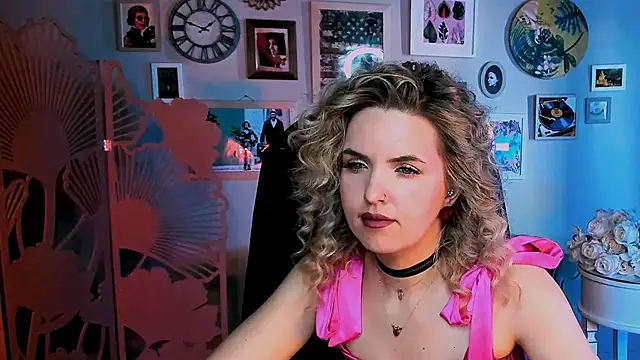 AliceSmite Live chatroom