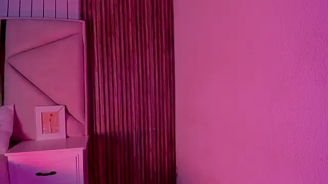 chloe_larson Live Chatraum