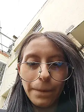 Naomimolie – Naživo XXX chat