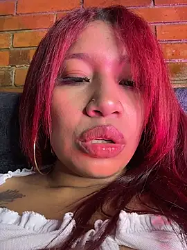 Cherry_Charlottee's Live Chat Room