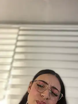 Morgana_Pink's Live Chat Room