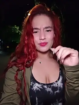 isabella_ferrer99 Adlı Modelin Canlı Sohbet Odası