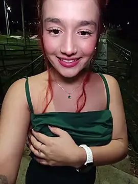 Chat ao vivo de isabella_ferrer99