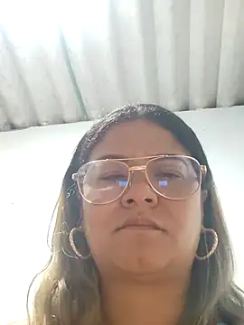 Jiwon_Han élő chatszobája