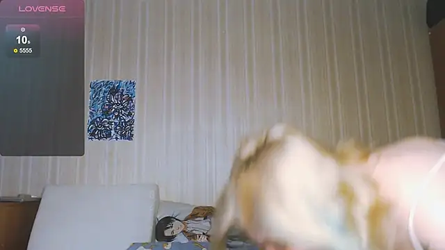 EyesUpHere8 Cameră chat live