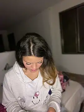 Ame_Desire – live chatrum