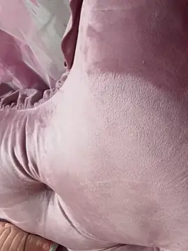 hot-cumplay Live chatroom