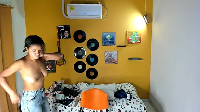 Sala de chat en directo de lilithevil32