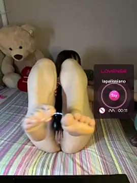 NicoleSerafini98 Live chatroom