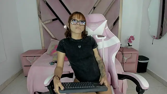 Chatroom en direct de Angell_cherryht