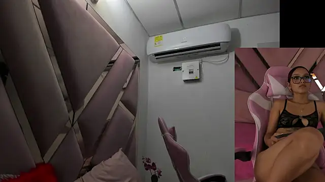 Angell_cherryht 现场聊天室