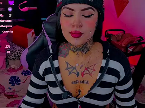 Chat soba uživo modela LauriInk1