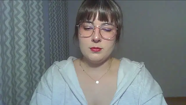 ClaraHard – live chatrum