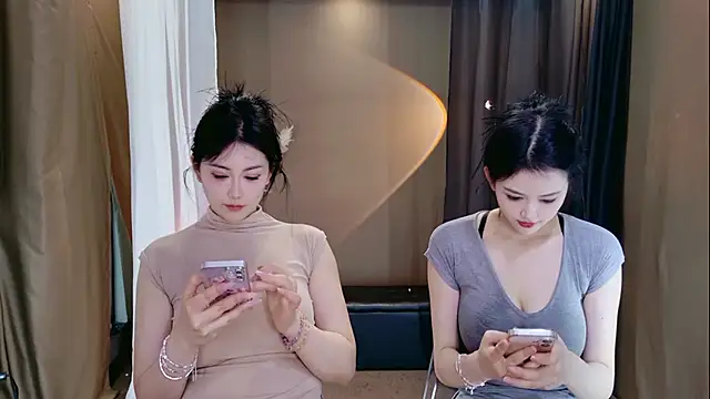 ห้องแชทสดของ Banana-Milk69