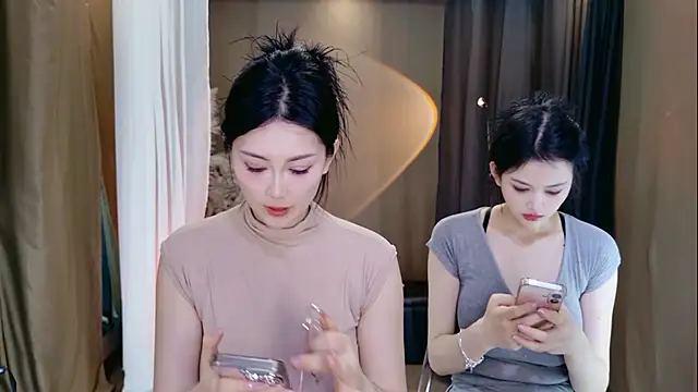 Banana-Milk69 Adlı Modelin Canlı Sohbet Odası