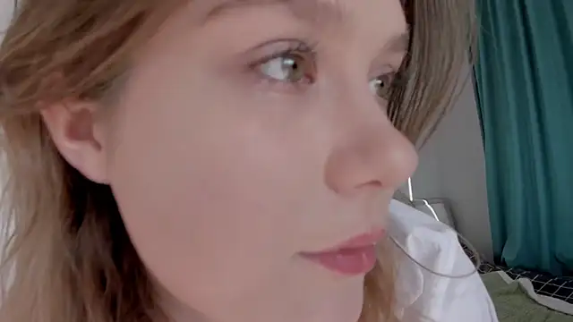 Sala de chat ao vivo de JennyHardy