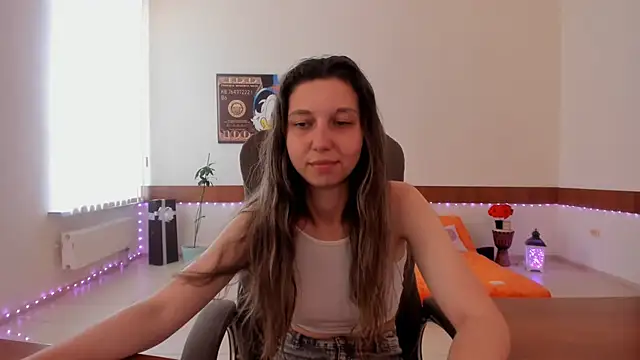 غرفة دردشة Ellina_Star المباشرة