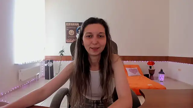 غرفة دردشة Ellina_Star المباشرة