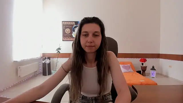 Pokój czatu na żywo – Ellina_Star