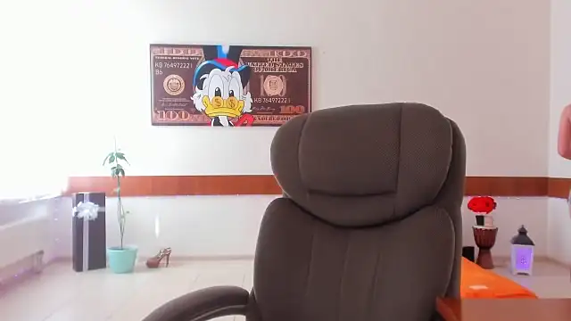 Pokój czatu na żywo – Ellina_Star