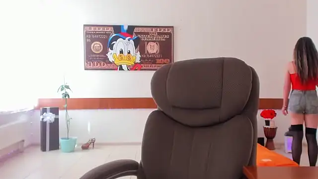 Chat soba uživo modela Ellina_Star